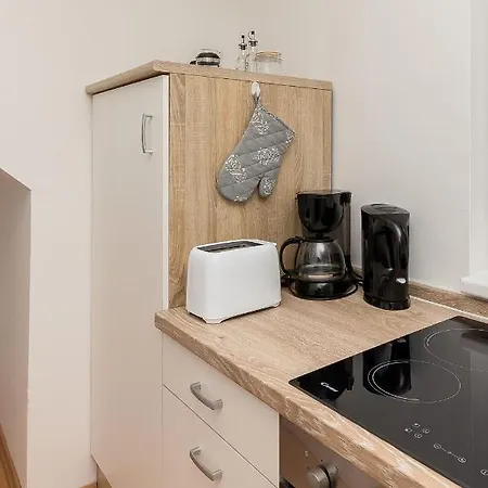 Gong Apartment