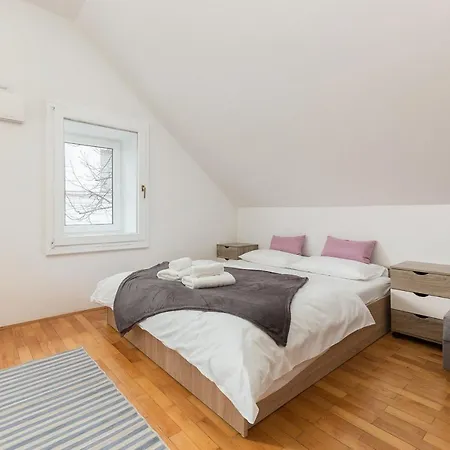 Apartment Gong Ljubljana