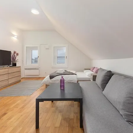 Apartment Gong *